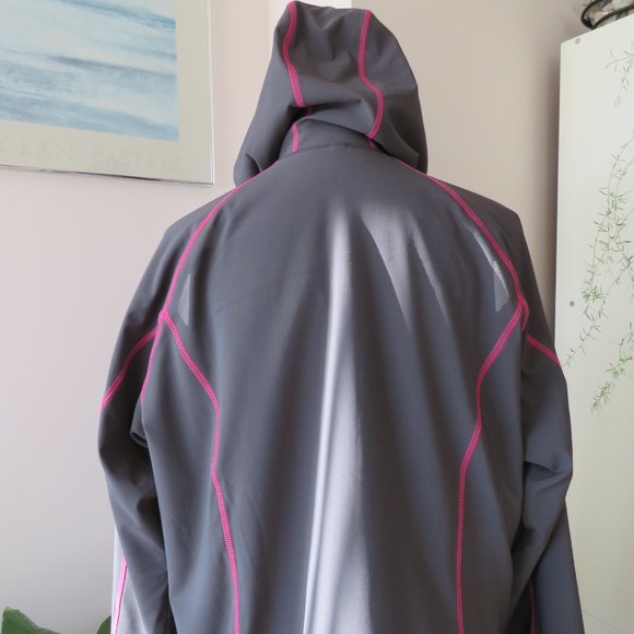 Eddie Bauer Grey & Hot Pink Soft Shell Nylon Jacket - Picture 4 of 9